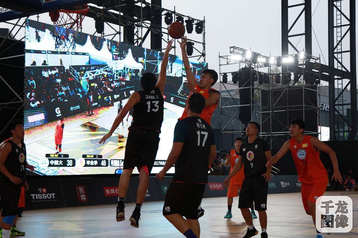 关键先生有了！斯通斯头球读秒绝杀，帮助曼城绝杀狼队